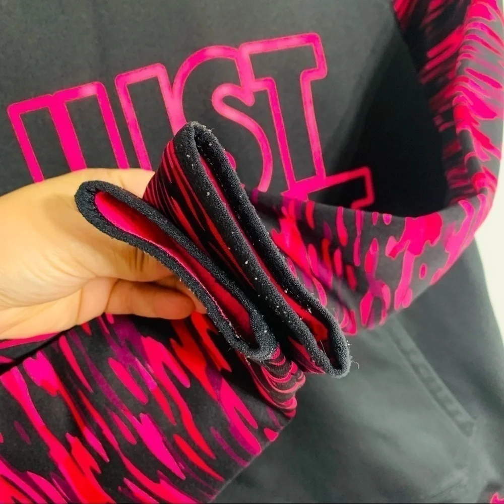 Nike Just Do it Hot Pink Camo Hooded sweatshirt black XS